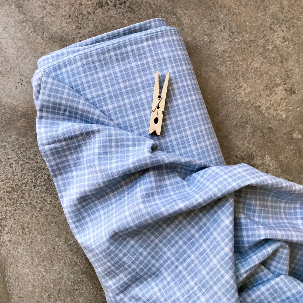 Fraga A: light blue and white plaid fabric