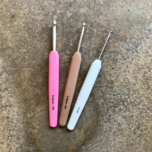 Knitpro Waves aluminium crochet hook