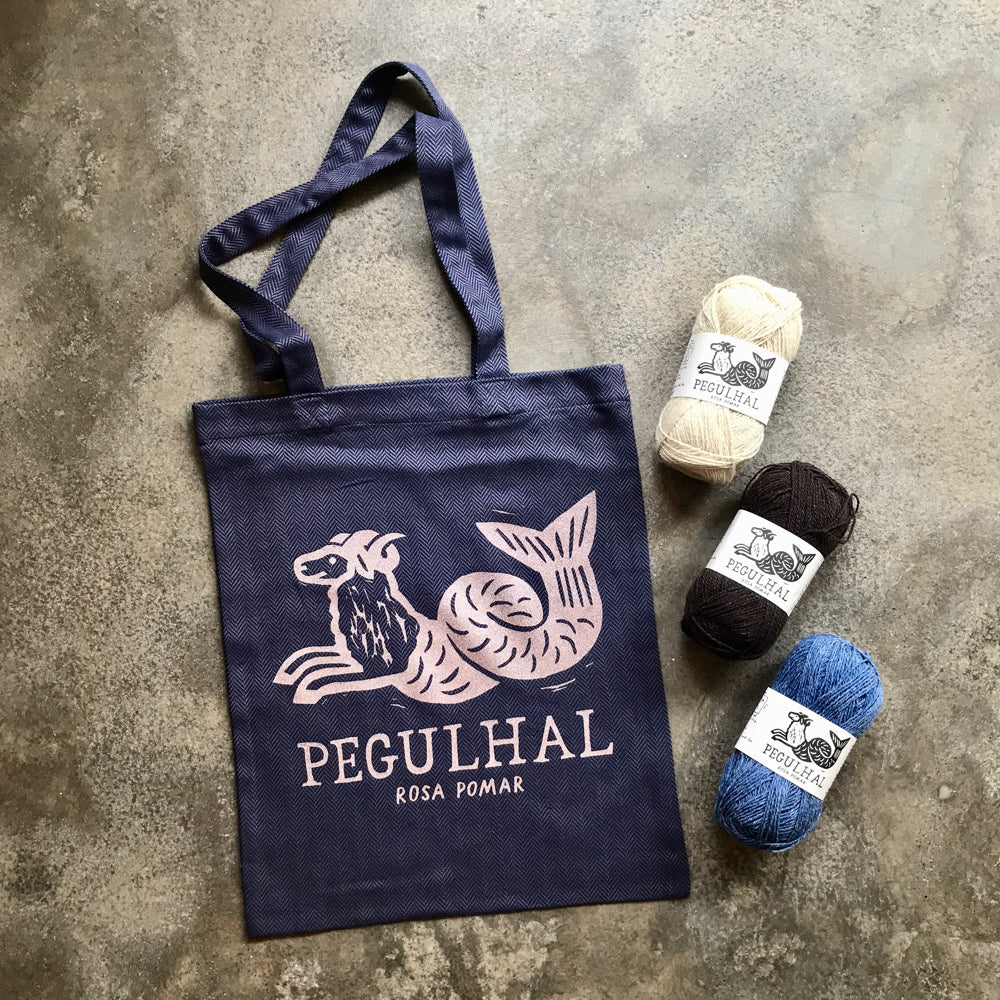 Pegulhal tote bag