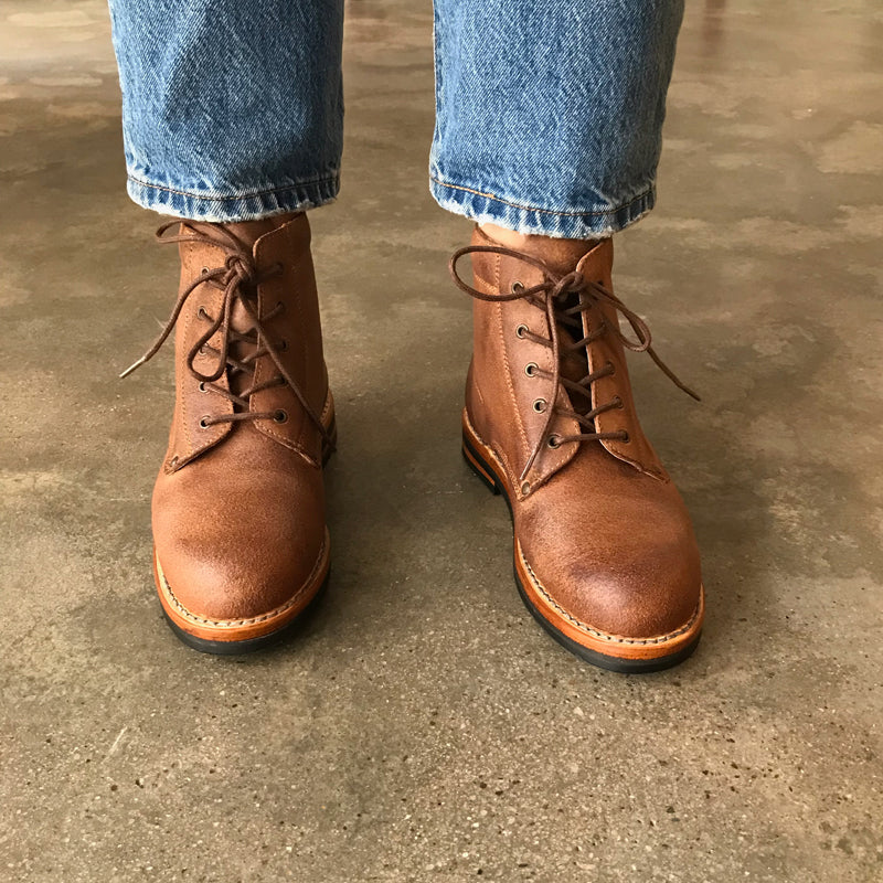 Pneu leather boots with rubber sole