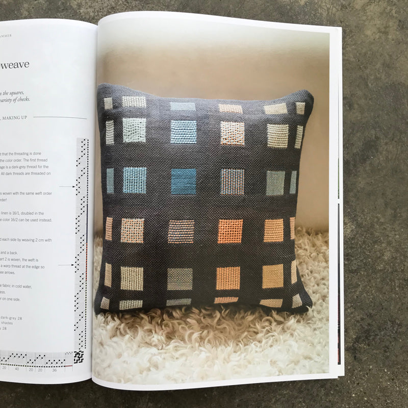 VÄV : Scandinavian Weaving Magazine issue 3