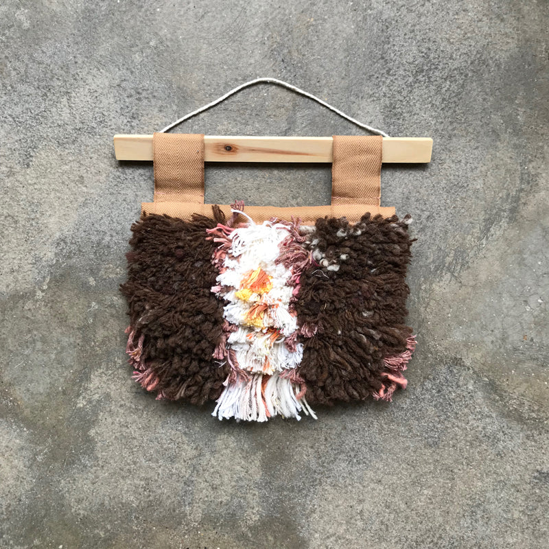 Introduction to latch hook tapestry with Andreia Marques - 27 SEP