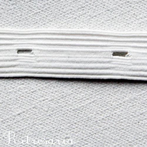 Buttonhole elastic