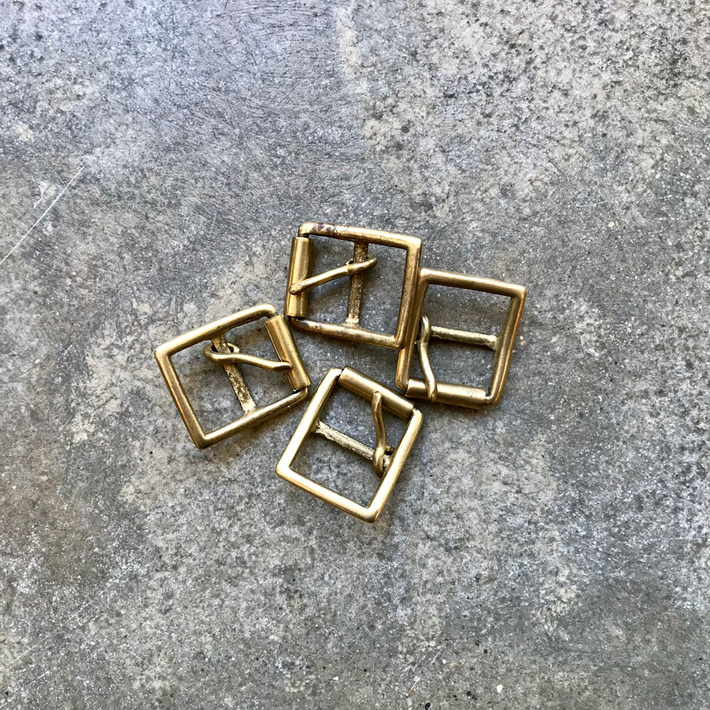 Merchant & Mills Brass Roller Buckle
