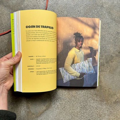 Molla Mills Garbage Can-Can