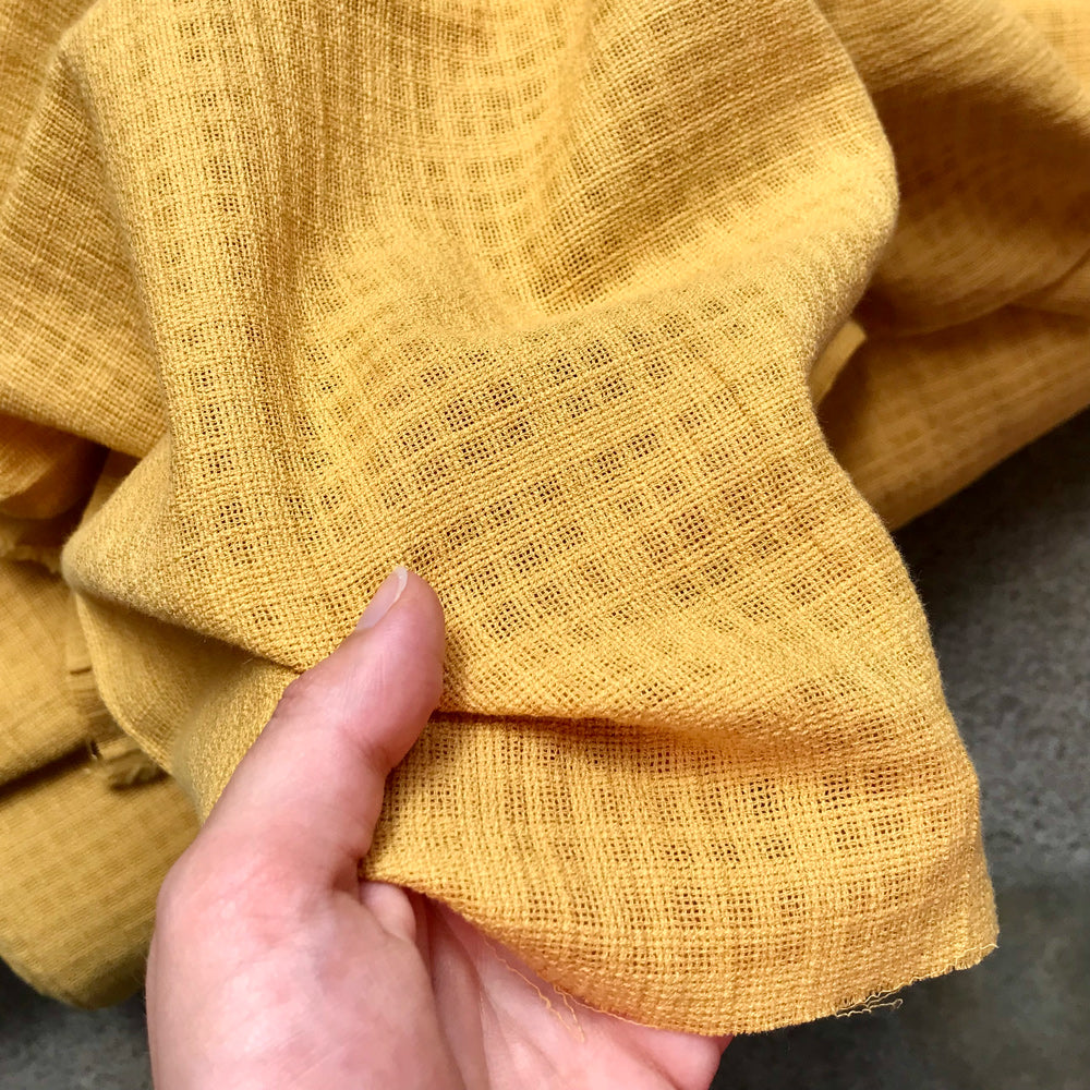 Gardiki B fabric detail