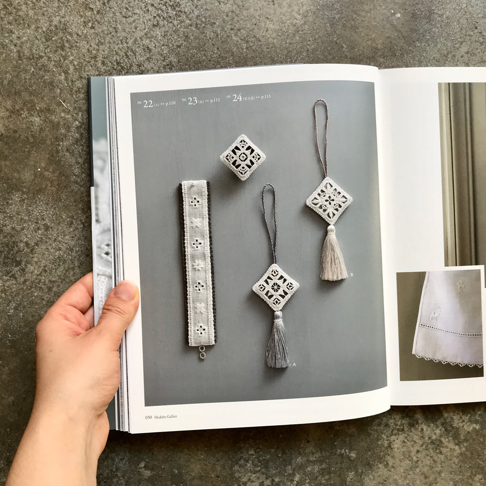 HEDEBØ: Traditional Danish white embroidery | ＨＥＤＥＢＯ　デンマーク伝統の白糸刺繍