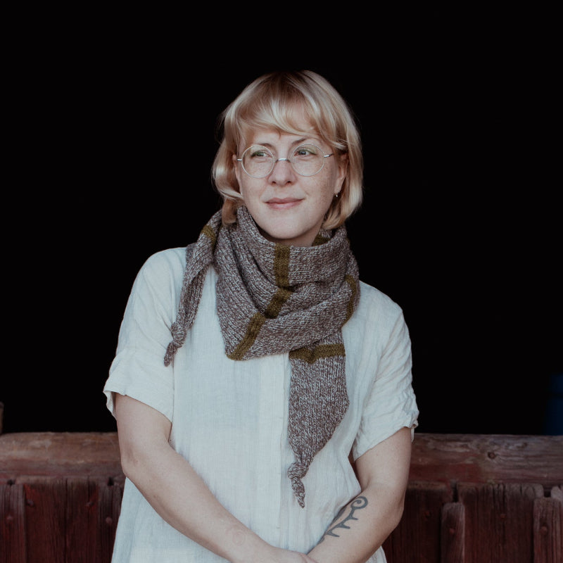 True Knot scarf in Mondim