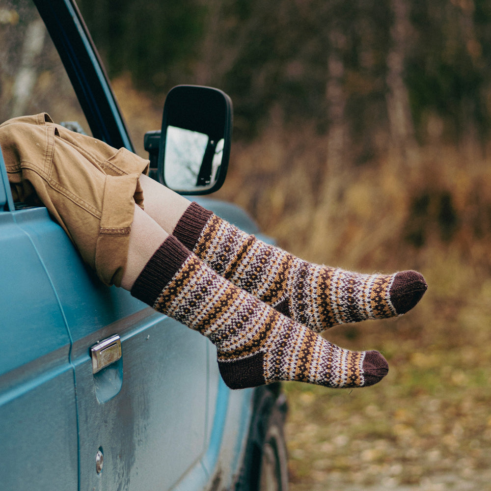 Unfolding Landscapes – 17 Knits for the Road