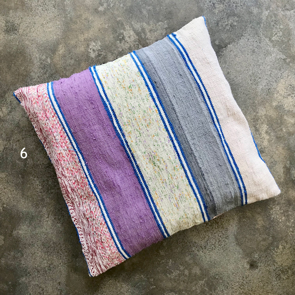 Almofada | Handwoven rag pillow