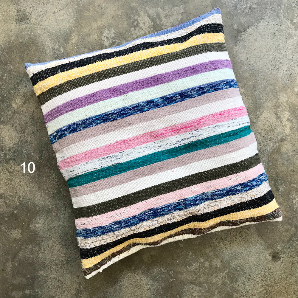 Almofada | Handwoven rag pillow
