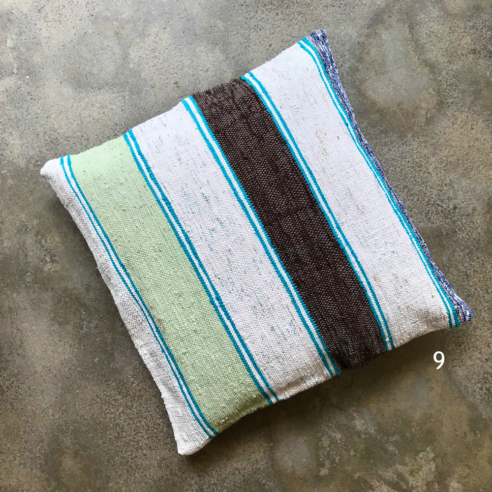 Handwoven rag pillow cover