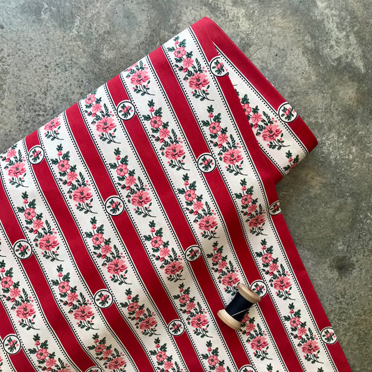 Chita Belmonte vermelho