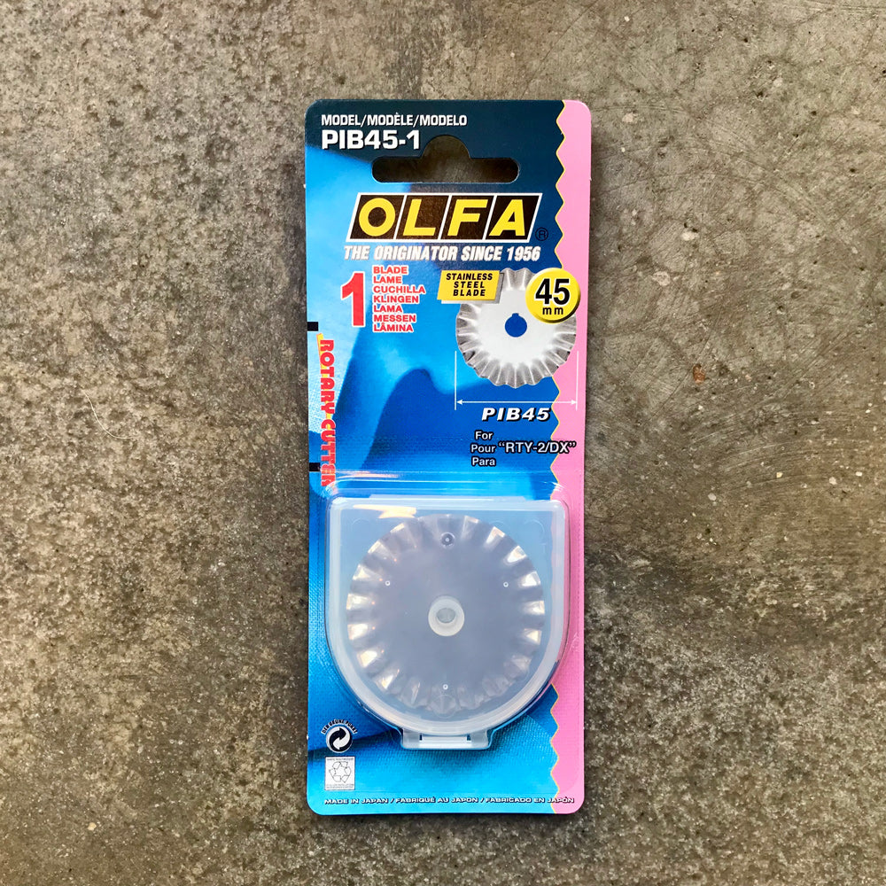 OLFA Circular pinking blade for rotary cutter