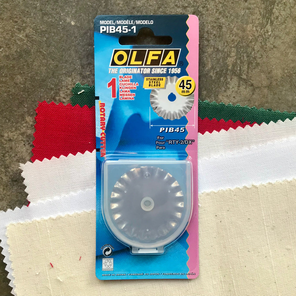 OLFA Circular pinking blade for rotary cutter