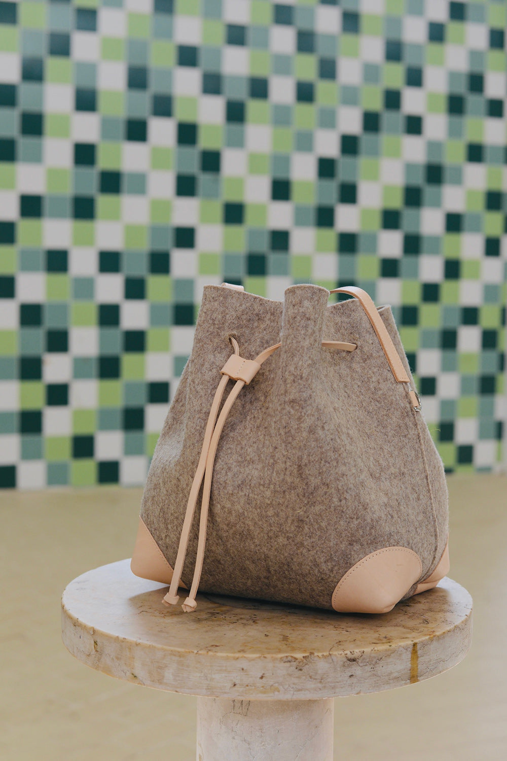 Small bucket bag
