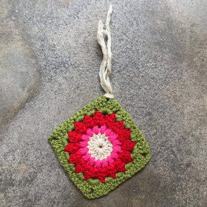 Quadrados, rosetas e hexágonos em crochet com Vera João Espinha