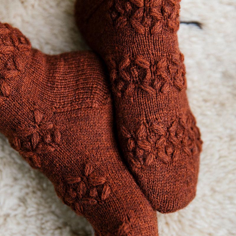 Rosebay sock pattern by Paula Pereira
