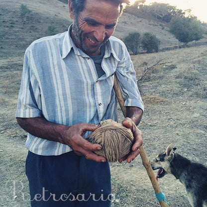 Alfeire - lã fiada à mão