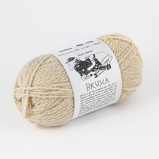 Brusca yarn by Rosa Pomar