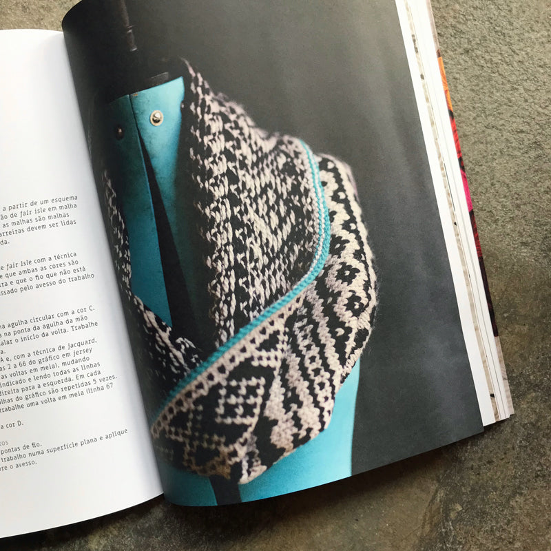 Tricot Simples com Cor. Aprenda a tricotar com cores com 20 projectos inspiradores.